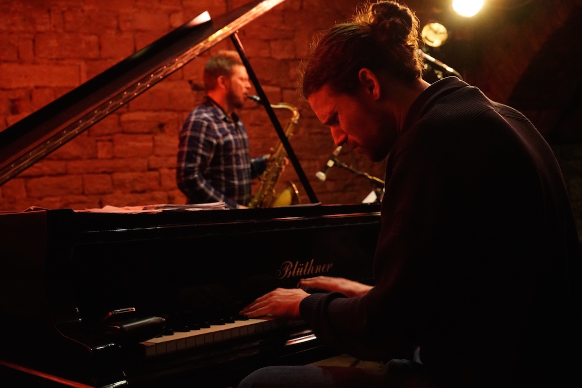 Lutz Häfner & Rainer Böhm beim 16. close2jazz-Konzert: Sehr gelungen ! 2015-04-18 um 23-21-08>35269